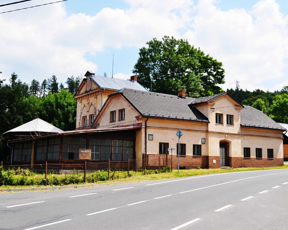 Prodej domu, penzionu 800 m², pozemek 1 583 m².